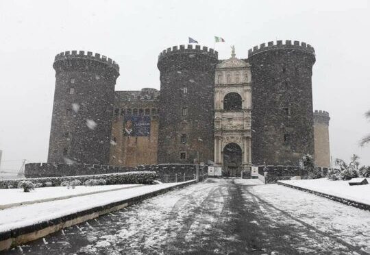 EVENTO storico con neve a Napoli